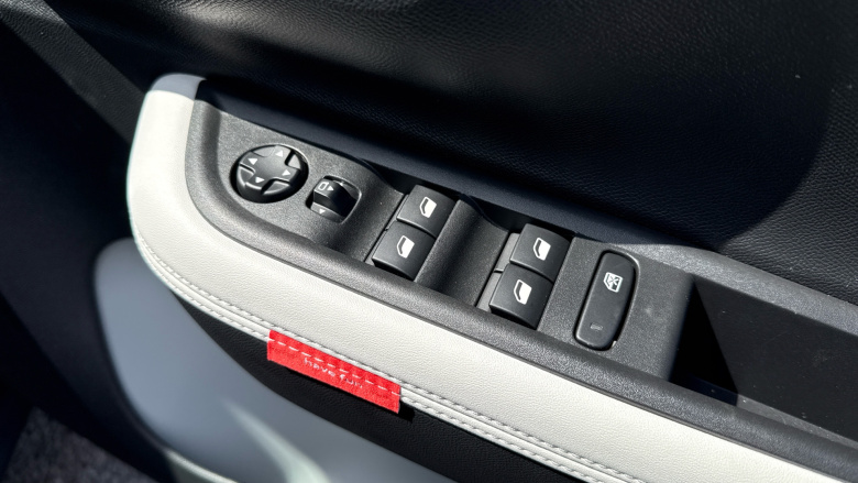 Citroen C3 83kW Max 44kWh 5dr Auto Electric Hatchback